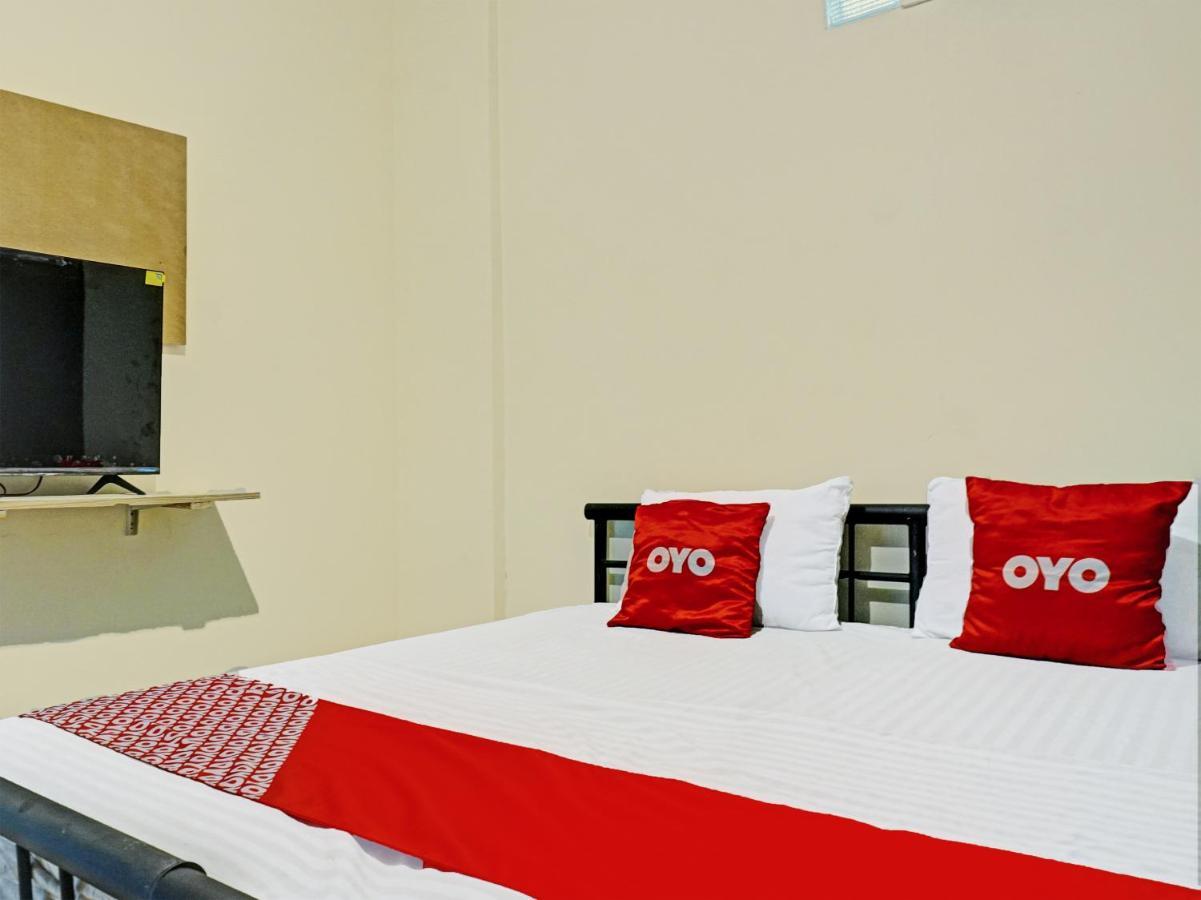 Oyo 91658 Luci'S House Hotel Giacarta Esterno foto